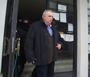 Nicuşor Constantinescu, suspendat din funcţia de preşedinte al CJC
